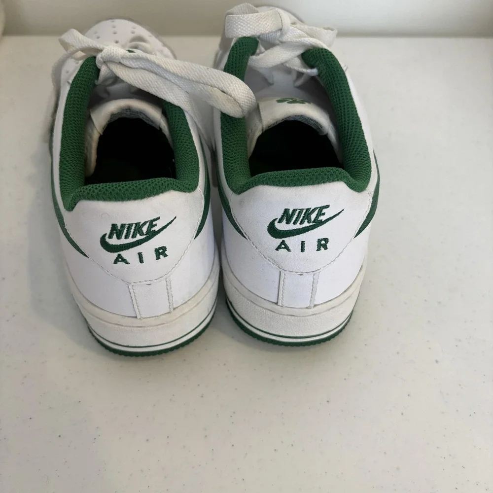 Nike Air Force 1 Shoes Boys 6Y‎ Low Retro 314192-133 Irish 2009